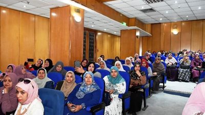 محافظ الشرقية: نفذنا 366 مشروعا بتكلفة 19 مليار جنيه (فيديو وصور)