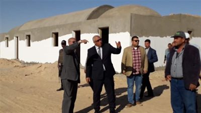 توصيل المرافق لأول قرية نموذجية بالوادي الجديد