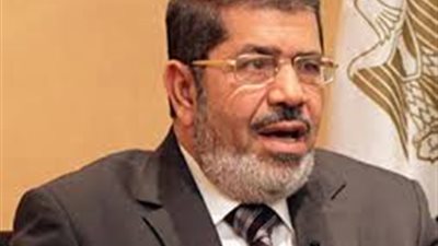 نظام مرسي يتهاوي.. معاريف: الاحتجاجات تهدد حكم الإخوان وسط دعوات للعصيان المدنى.. القوات المسلحة تتصدي لمحاولات أخونة مصر.. والبلاد ستنتظر وقتا طويلا حتى تصل للاستقرار