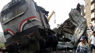 رفع قطار البضائع «المنقلب» بشبرا الخيمة