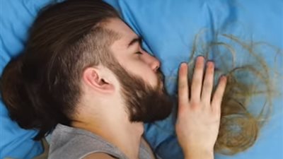 7 اختلافات طريفة بين الرجل والمرأة (فيديو)