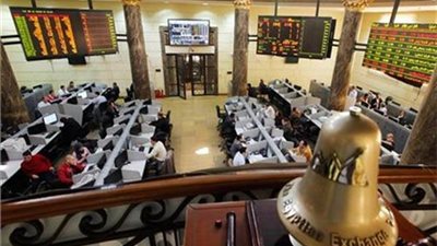 غموض صفقة جلوبال تليكوم تؤثر سلبا على أداء البورصة