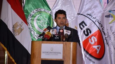 وزير الشباب يفتتح أعمال المؤتمر الأول لرياضة المرأة العربية (صور)