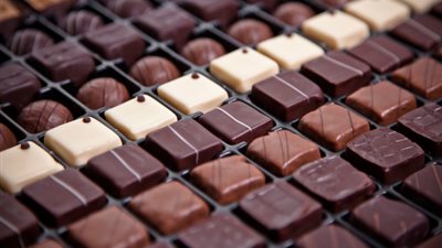 طاه إسباني يبحث عن المذاق المفقود للشوكولاتة