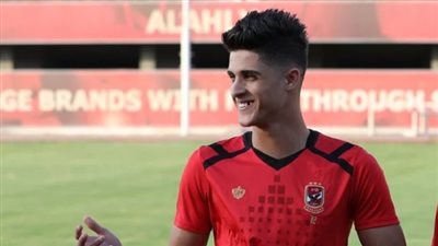 الشيخ يواصل تنفيذ برنامجه التأهيلي في الأهلي