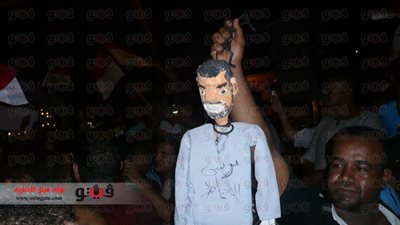 بالصور.. شنق دمية لـ 