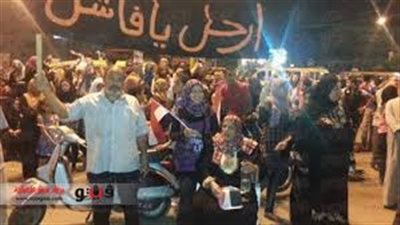 عمال غزل المحلة ينضمون لمظاهرات ميدان الشون احتفالا ببيان السيسي