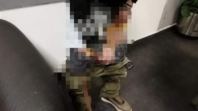 ضبط 60 هاتفا حول جسد راكب قادم من الصين بمطار القاهرة