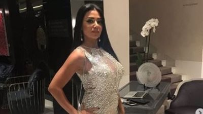 إطلالة جريئة لـ «رانيا يوسف» في أحدث ظهور لها