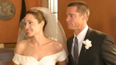 أنجلينا جولي وبراد بيت يستعدان للزفاف 24 مايو