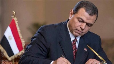 محافظ بورسعيد يستقبل وزير القوى العاملة قبل لقاء طلاب الجامعة