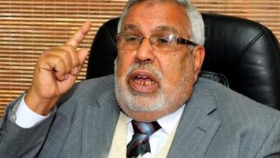 البيت الأبيض يدافع عن 