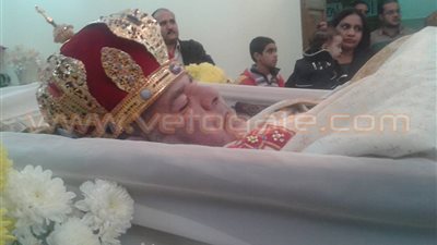 بالصور.. جثمان الأنبا «يؤانس» مطران الأقباط الكاثوليك بالأقصر