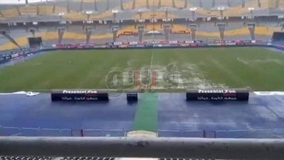 شاهد.. أرضية ملعب برج العرب قبل قمة الزمالك والأهلي 117