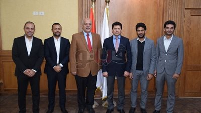 وزير الرياضة يستقبل رئيس وأبطال الرماية بعد إنجاز بطولة العالم