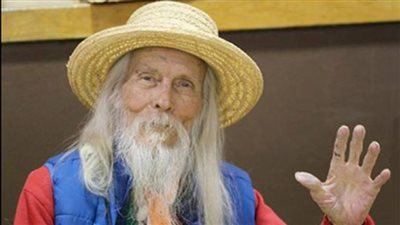 وفاة كاتب الخيال العلمي «جورج كلايتون»