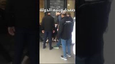 «خناقة طاحنة» بين 3 فتيات بسبب شاب (فيديو)