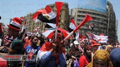 الصحافة العربية.. 24 ساعة تحدد مستقبل مصر..الجيش ينتصر للملايين في الميادين ويُضيق الخناق على 