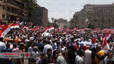 فرنسا تنصح رعاياها فى مصر بالابتعاد عن المظاهرات