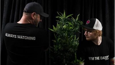 بودي جارد النجم إد شيران يشعل الإنترنت بصوره المضحكة