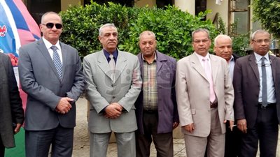 فتح منفذ لبيع اللحوم والخضراوات بمصر الجديدة بأسعار مخفضة.. صور