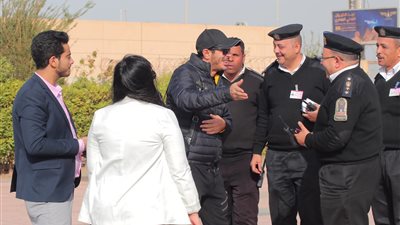 مصطفى شعبان يصل مدينة السلام لتكريمه في افتتاح شرم الشيخ الدولي للمسرح