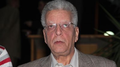 الفنان خليل مرسي: مستمرون في الاعتصام حتى رحيل النظام