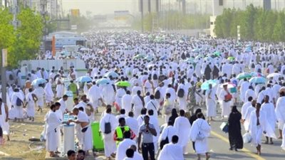 5 بشائر سارة للحجاج.. وزيرة التضامن: تقديم ملابس الإحرام هدية للفائزين.. رحلات طيران مباشرة من الأقاليم.. تخصيص واعظات للسيدات.. سداد الرسوم بمكاتب البريد.. وعيادات لخدمة زوار بيت الله الحرام