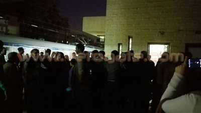 بالصور.. عودة حركة المترو على الخط الأول بعد سحب قطار السيدة زينب