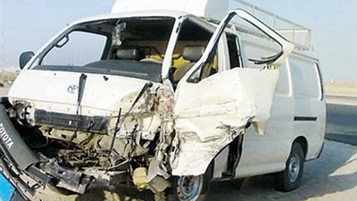 مصرع 15 شخصا وإصابة 6 آخرين في تصادم 4 سيارات بالقليوبية