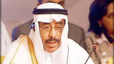 السفير القطري يغادر القاهرة متوجها إلى الدوحة