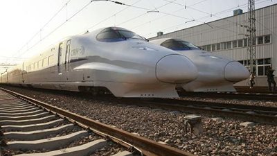 سكك حديد إيطاليا تشرف على إنشاء القطار فائق السرعة