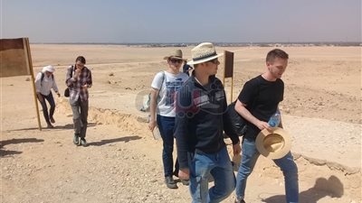 وفد ألماني يزور آثار تل العمارنة في المنيا