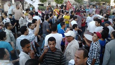 أهالي شبرا الخيمة يحتفلون بقرب سقوط النظام الإخواني