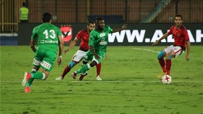 30 دقيقة.. الأهلي يهدد مرمى الاتحاد بأقدام أزارو وناصر ماهر