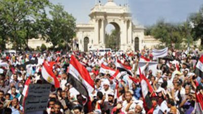 ردود فعل غاضبة من متظاهري قصر القبة عقب خطاب 