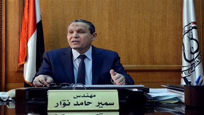 4 آلاف قنبلة تحاول النقل التعامل معها بالتعاون مع الإنتاج الحربى.. نوار: المزلقانات قنابل على شريط السكك الحديد.. فوزى: الأهالي أكبر عقبة في مشروع التطوير.. حامد: 3 آلاف مزلقان غير شرعي بخطوط القطار