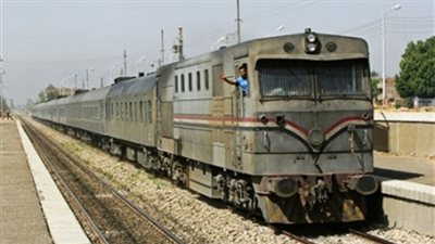 إعادة تسيير حركة القطارات بقنا بعد إغلاقها لمدة ساعة رفضًا لخطاب 