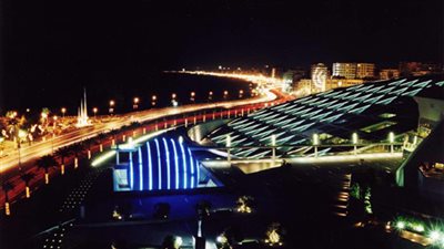 نشرة أخبار المحافظات: مدير مدرسة يبيع الشهادات المدرسية للتلاميذ..جسم غريب يثير الذعر بمدرسة بأسيوط.. حفل ماجدة الرومي بمكتبة الإسكندرية.. إضراب موظفي 