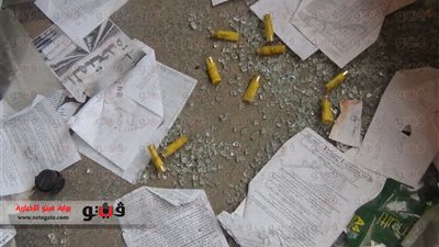 بالفيديو والصور.. صاحب مكتبة: الإخوان ضربونا بالنار وكسروا المحل وسرقونا