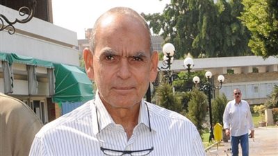 أمين الصندوق بالنادي الأهلي يحضر لقاء أسوان