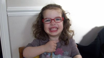 وزير خارجية بريطانيا يطالب سامح شكري بمساعدته في إعادة طفلة لوالدتها