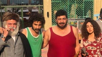 أحمد فهمي وهنا الزاهد وبيومي فؤاد في كواليس «الواد سيد الشحات»