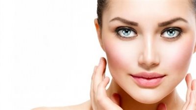 ماسك سحرى يمنحك بشرة متوهجة ومضيئة في الكريسماس