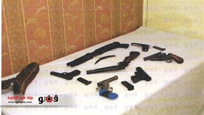 ضبط 6 عاطلين بأسلحة نارية ومخدرات فى 