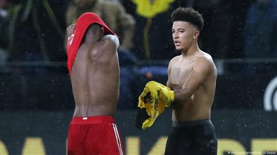 كلاسيكو ألمانيا.. قمصان الفريقين لدعم الأعمال الخيرية