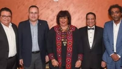 «بيت الفنون» يحتفي بأعياد الربيع بأغاني التراث على مسرح عبدالوهاب