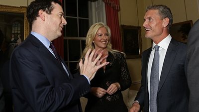 بالصور.. بارونة الاقتصاد البريطانى تعانى من أزمات مالية