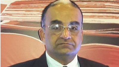 عاطف فاروق يكتب: رشوة 