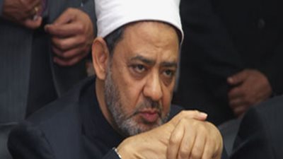 شيخ الأزهر يطالب المصريين بدرء الفتنة وتوحيد الصف